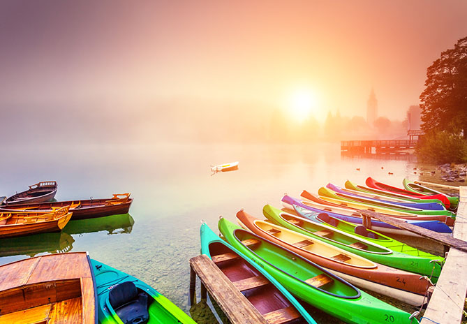 Slovenia_Bohinj_Boats